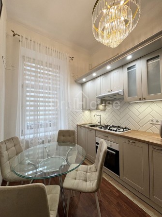 Оренда 2-к квартири в центрі Львова (5хв до Площі Ринок) - фото 1