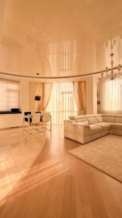 Просторная 3-комнатная квартира в Аркадии | Долгосрочная аренда - фото 1