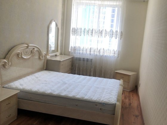 Сдам 2 комн заболотного , газ 70м Одеса