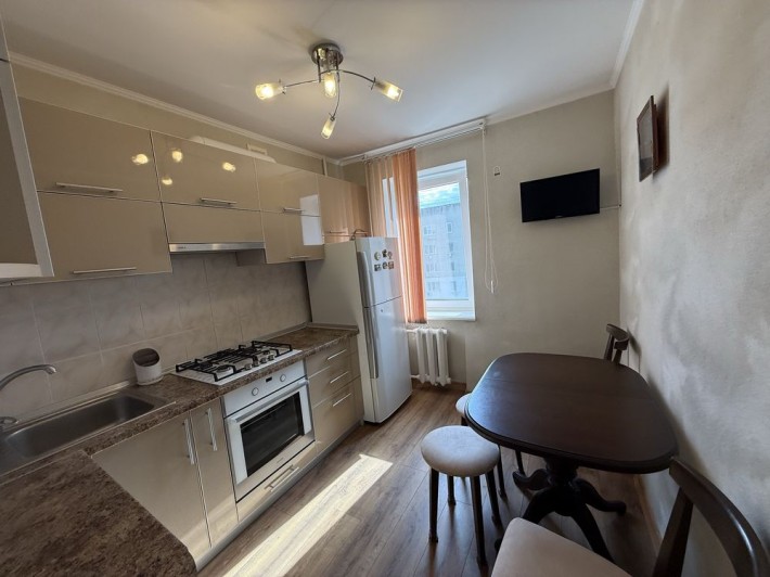 Сдам 2 ком  квартиру на Бувалкина - фото 1