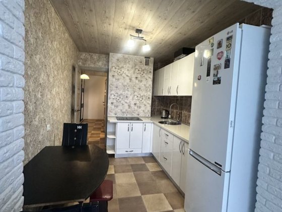 Реальная 1-ка Проспект Победы 73-А, Алексеевка Харків