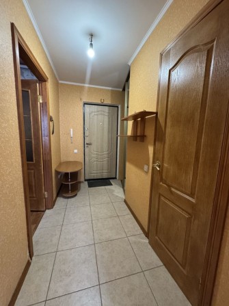 Сдам на длительно  1-но к . на Сахарова, газ! - фото 1