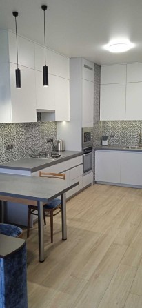 Евро-двушка, кухня 20 м.кв, Киев ехать 5 мин, рядом Жк София - фото 1