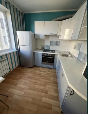 Сдам 3х комн квартиру м. Научная - фото 1