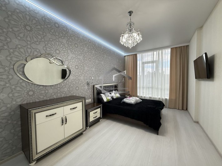 Сдам ЖК 19 Жемчужина Аркадия ПОЛНАЯ КОМПЛЕКТАЦИЯ Французский бульвар БЕЗ ПОВЫШЕНИЯ НА ЛЕТО Аренда - фото 1