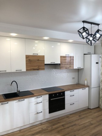 Сдам на Сахарова квартиру - фото 1