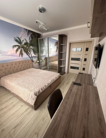 Срочно сдам 2 ком. квартиру в ЖК"Апельсин", ул.Среднефонтанская 35 - фото 1