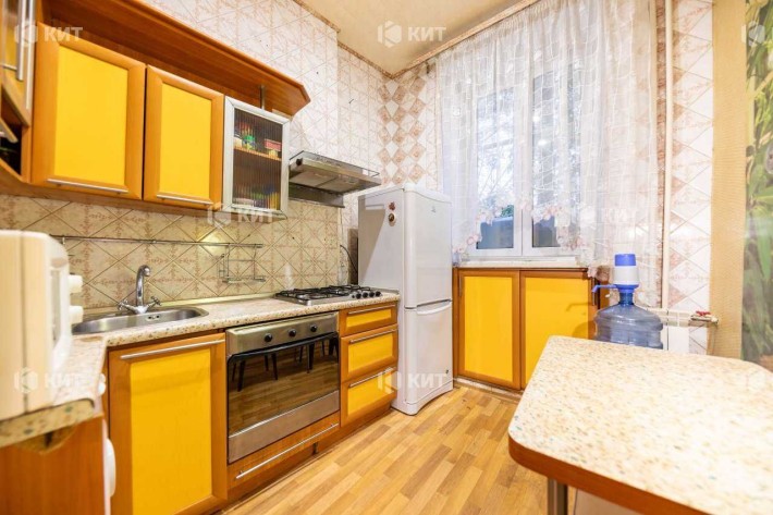 3к. 65м2 Центр (м. Ярослава Мудрого, ул. Багалея 17) 130346 - фото 1