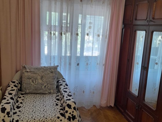 ВЛАСНИК, ХАЗЯЙКА здає 1к кв по КУБАНСЬКОЇ УКРАЇНИ 20 після кап ремонту із усім необхідним для комфор Київ