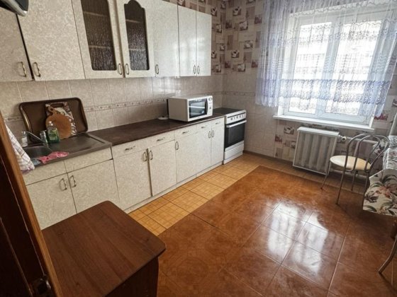 Оренда 2х кімнатноі, вул. Радунська 1/10, Троєщина