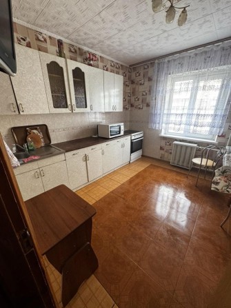 Оренда 2х кімнатноі, вул. Радунська 1/10, Троєщина - фото 1