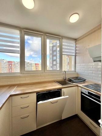 Оренда 3к квартира 82квм Здановської 81Б Метро Виставковий Центр - фото 1