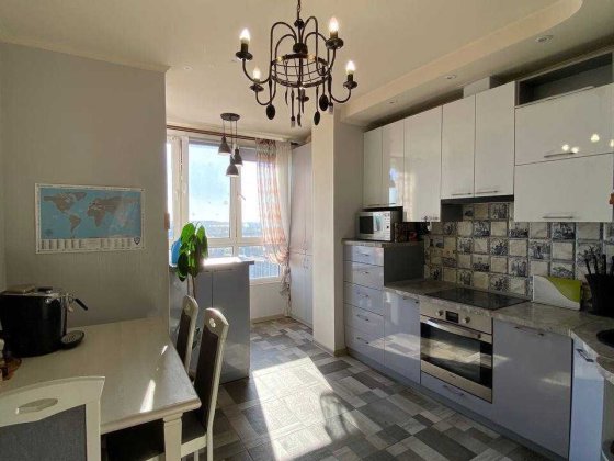 Довгострокова оренда 2 кім. Вірменська 6/ м.Вирлиця/ Актуальна