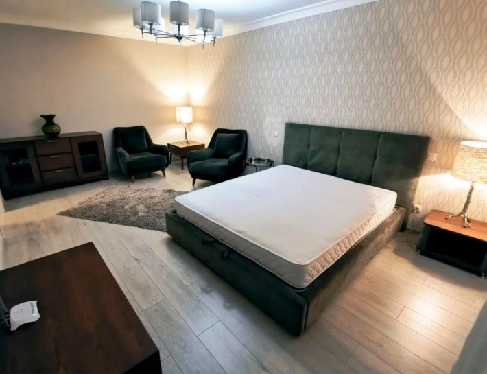 Оренда квартири бул. Л. Українки, метро Печерська, світло не вимикають - фото 1