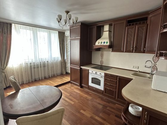 Довгострокова оренда 1-К  квартири Киев