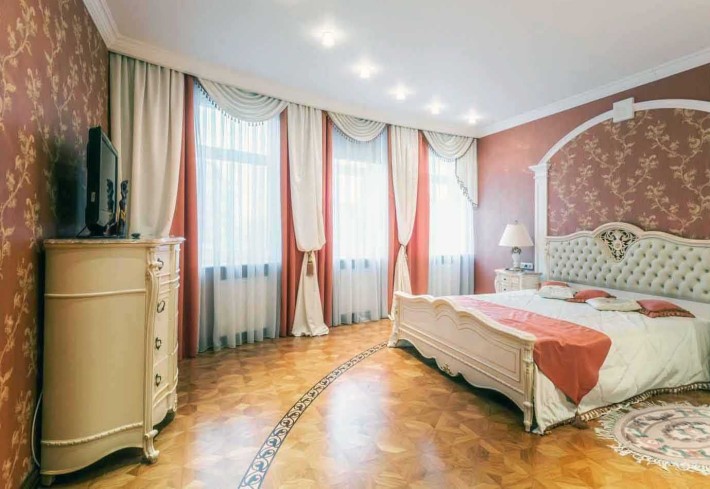 Без %, ГЕНЕРАТОР Оренда 3к квартири в Центрі, 130м2, Лесі Українки 23а Печерська - фото 1