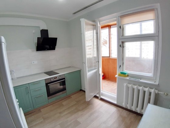 Сдается М.Харьковска 7 мин.ходу.1-ая КЛАСНА квартира,ул.Вишняківська5А Київ