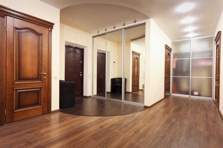 Оренда 3-кімнатної квартири, 115 м², Деснянський район. Цвєтаєвої Марини 13 - фото 1