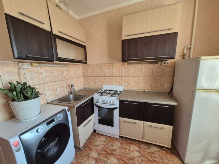 Простора, зручна 1к квартира вул. Вікентія Беретті, 5а Троєщина - фото 1