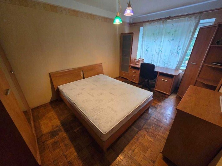 Сапёрное поле Печерский Дворец Украины Лыбидская Бульвар Фантанов - фото 1