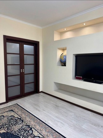 Аренда стильной 2-комнатной квартиры 75 м²в новом доме, ул. Градинская - фото 1