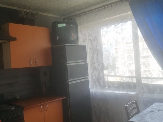 Хозяйка .Сдам квартиру метро Минская 5 минут пешком.Хорошая развязка . Київ