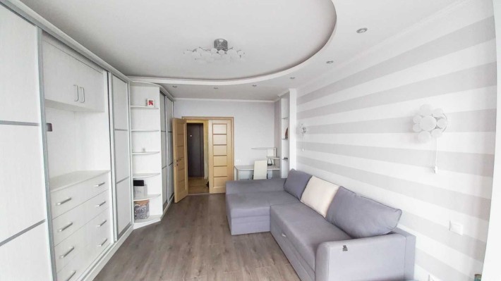 Здам 1-кімн. квартиру на Троєщині у відмінному стані. Генеротор! - фото 1