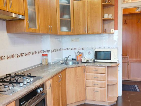 Троєщина, 1-на квартира в гарному стані,  газ, вул. Лифаря, 1/ Закревського Київ