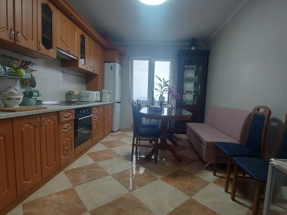 Оренда 2-х кімнатної квартири вул. Милославська, 12