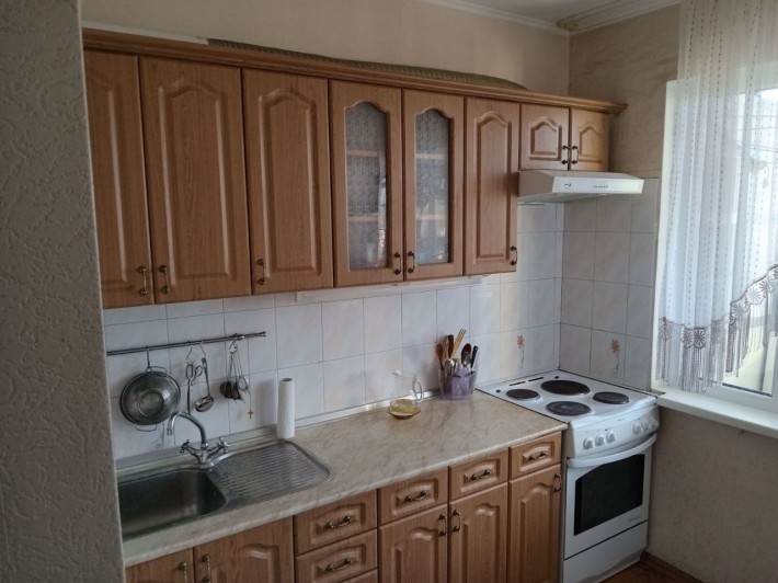 Здам в оренду 1-кімнатну квартиру на Троєшині (Рейгана, 9) - фото 1