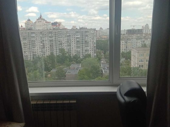 Здаю  власну квартиру  метро Мінська 10 пішки. Киев