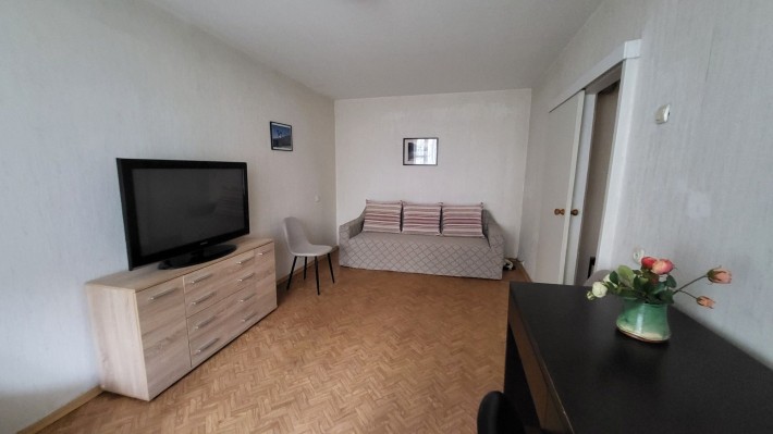 Оренда  2-х,  кімнатної   Івасюка - фото 1