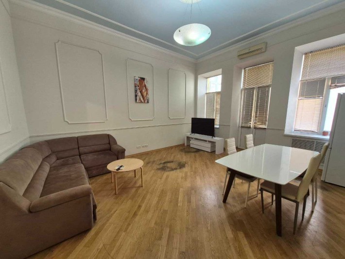 5к Центр Шота Руставелі біля м.Палац Спорту Без коміссіі Власник - фото 1