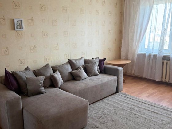 Оренда 1-кімнатної квартири вул.Милославська Киев