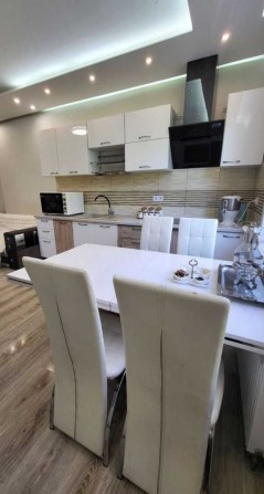 Зняти квартиру, Євротрьошка, Комфорт Таун, м. Лівобрежна, Оптоволокно - фото 1