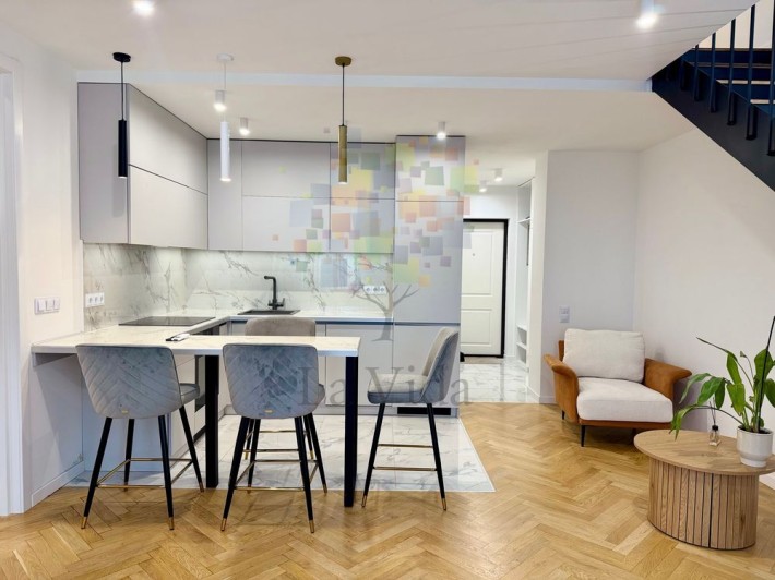 Оренда 2к квартири ЖК Комфорт Таун/85 м2/Березнева - фото 1