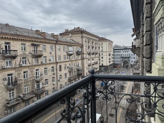 Здам 3-кім квартиру вул Пушкінська 5 Чекаленка 5 Центр, Хрещатик, Театральна Киев