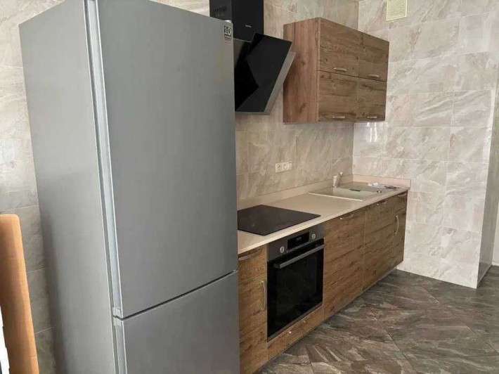 Оренда 1-к квартири на вул Воскресенська - фото 1