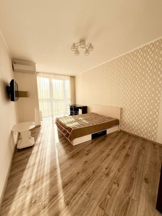 ОРЕНДА просторої світлої 1к квартири в гарній розвиненій локації Генератор Драгоманова 2Б - фото 1