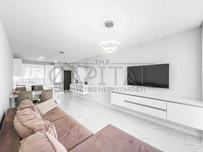 Французский квартал-2.Предславинская 53 - фото 1