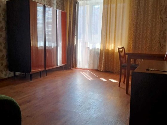 Терміново здається 1-кімнатна квартира біля метро Героїв Дніпра! Київ