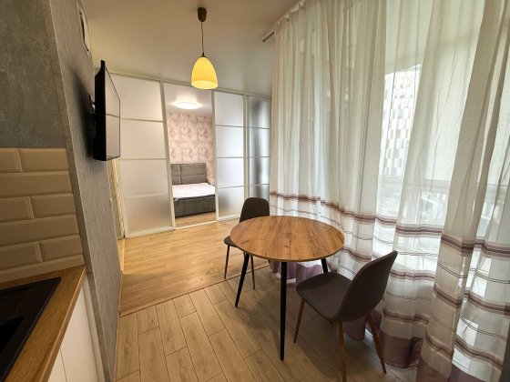 Оренда 1-к студії, 36 м2, ЖК Славутич 2.0, до метро 3 хв пішки.