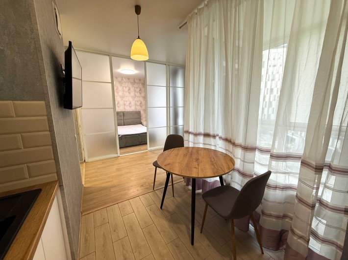 Оренда 1-к студії, 36 м2, ЖК Славутич 2.0, до метро 3 хв пішки. - фото 1