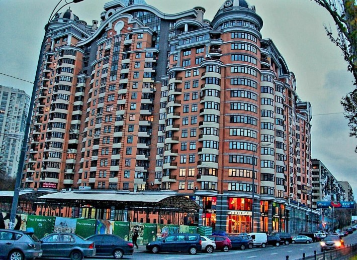 Двокімнатна квартира в центрі на Печерску - фото 1