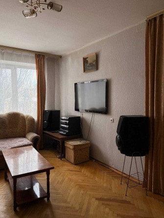 Перша сдача, Райдужна 3-Б - фото 1