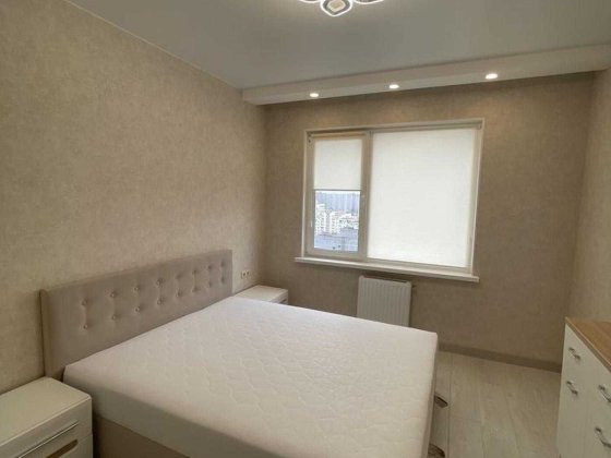 2к. вул. Вишняківська 4, м. Харківська 10 хв. Киев