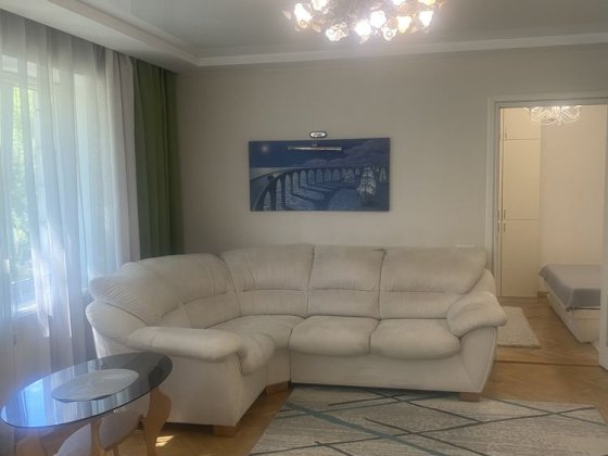 Дарниця, Чернігівська, вул. Малишка 31-А