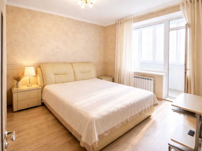 3-к квартира 90 м² метро Деміївська вулиця Саперно-Слобідська 10 - фото 1