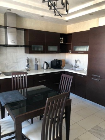 Здаю чудову 2-кімнатну  квартиру на м. Позняки - фото 1