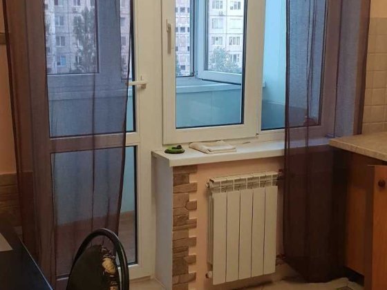 Здається в оренду однокімнатна квартира в Оболонському районі у Києві. Киев